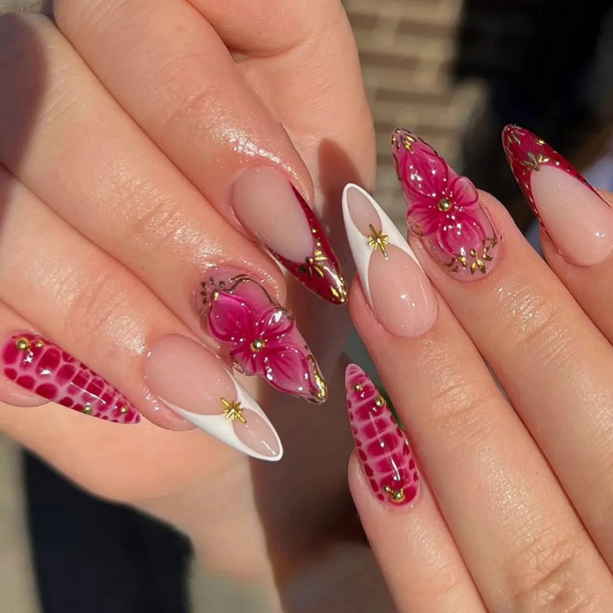 24pcs Pink Flower Almond Press on Nails Kawaii False Nails Wearable Stick-on Nails Fake Nail