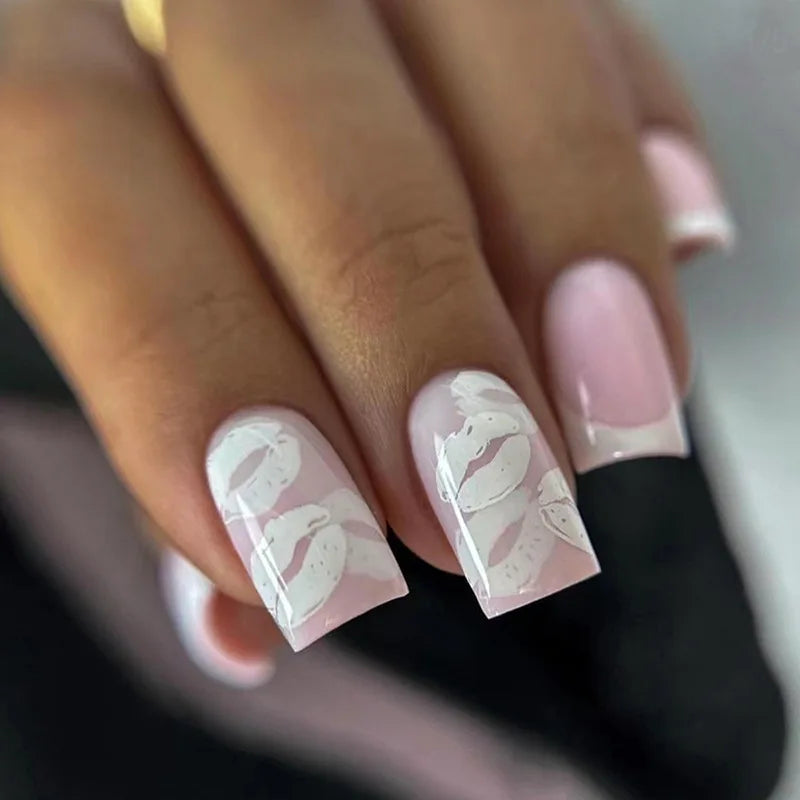 24Pcs/Set Sweet Love Fake Nail with Gradient French Press on Nails Reusable Short Full Cover Nail Tips for Women Wholesale