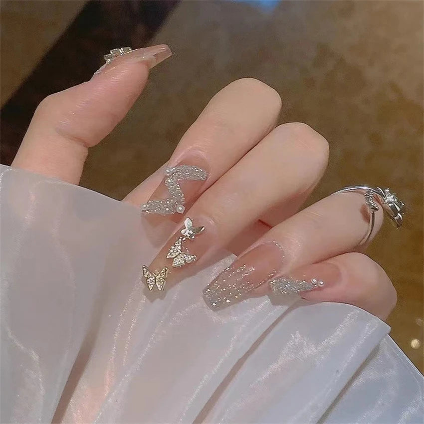 24Pcs/Set Wearing Short Fake Nails for Girls Press on Nail Tips Full Cover Acrylic with Diamonds False Nails Art Free Shipping