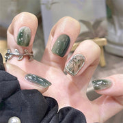 24Pcs/Set Wearing Short Fake Nails for Girls Press on Nail Tips Full Cover Acrylic with Diamonds False Nails Art Free Shipping