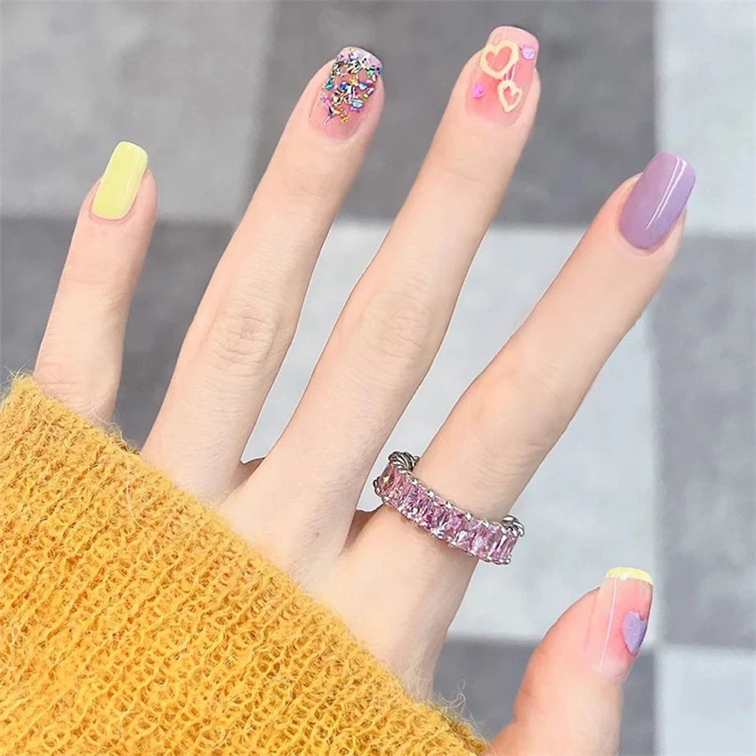24Pcs/Set Wearing Short Fake Nails for Girls Press on Nail Tips Full Cover Acrylic with Diamonds False Nails Art Free Shipping