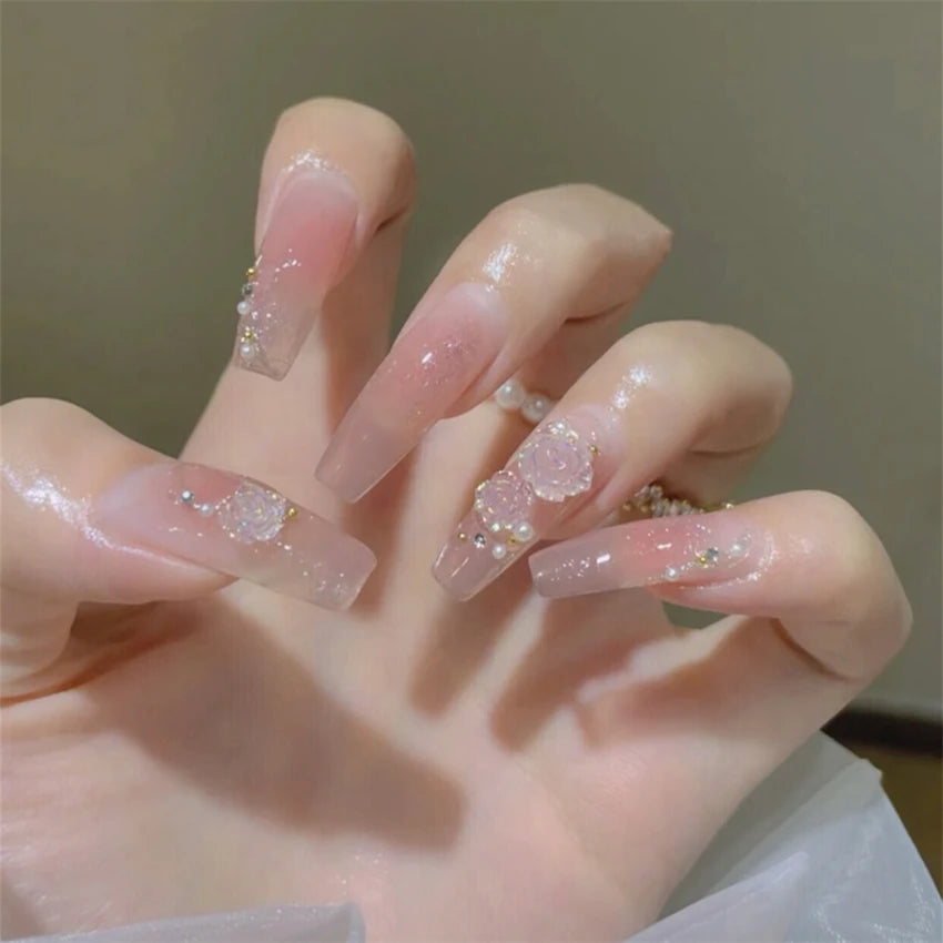 24Pcs/Set Wearing Short Fake Nails for Girls Press on Nail Tips Full Cover Acrylic with Diamonds False Nails Art Free Shipping