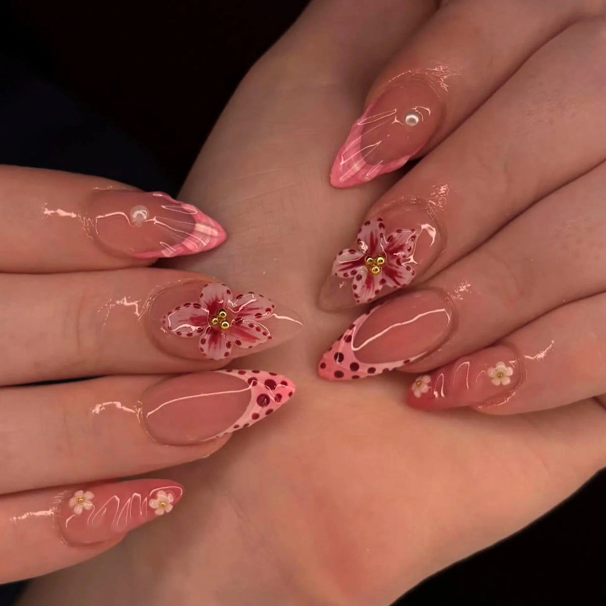 Blue Ink Wash Painting Lycoris Lily Classical Gold Curve Line Finished False Nail Press on Nail Manicure Fake Nail